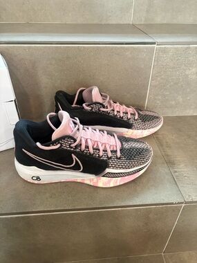 Nike Unisex’s custom Sabrina shoes Size 7 Women's, 5.5 Men's